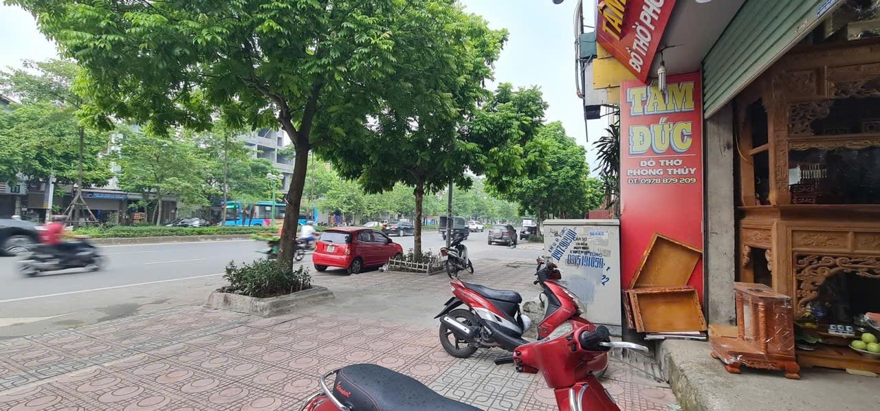 💥 BÁN NHÀ MẶT PHỐ NGÔ GIA TỰ – 2 MẶT NGÕ – VỈA HÈ RỘNG – KINH DOANH ĐỈNH 💥<br>Ngô Gia Tự 173m², MT - Ảnh chính