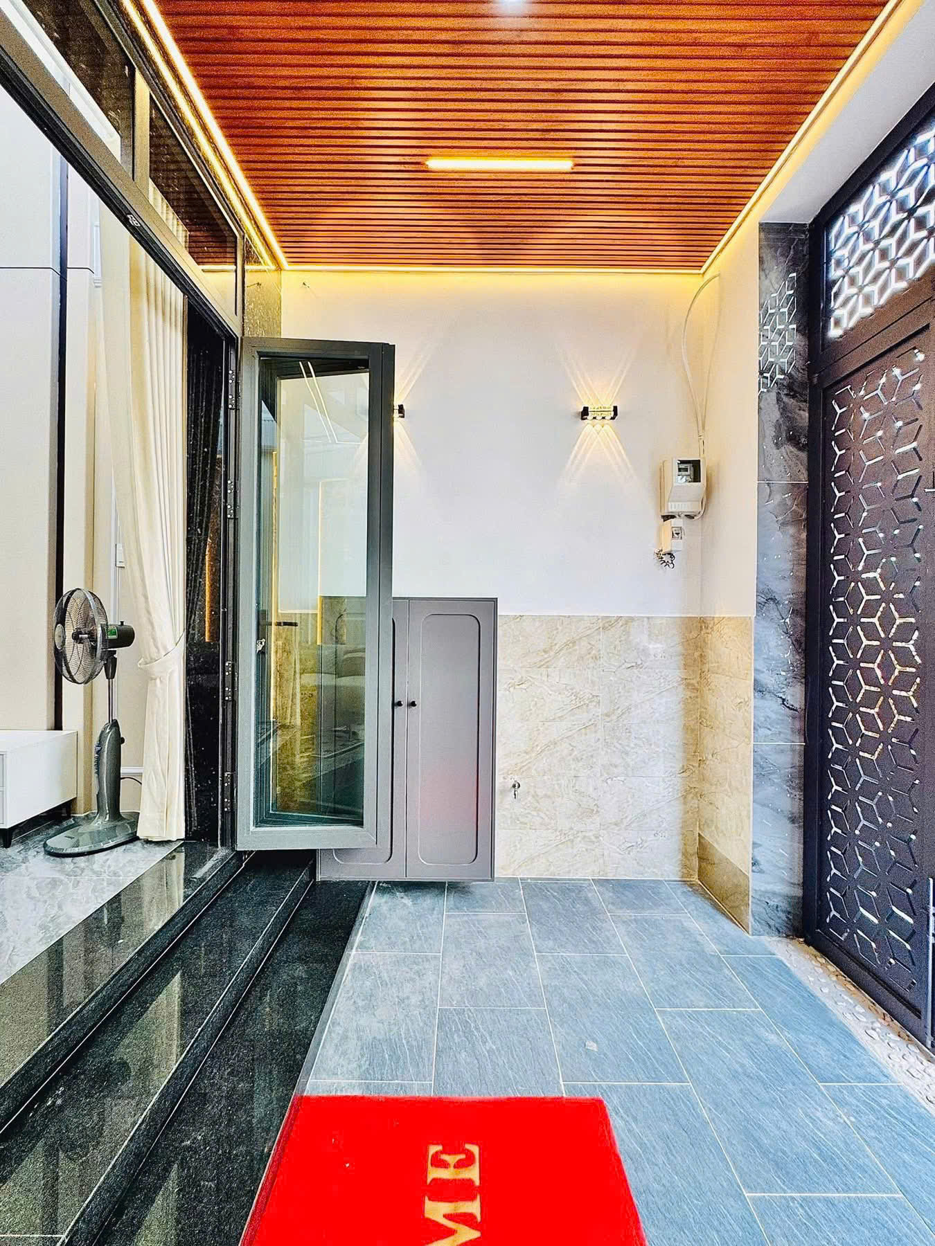 BÁN NHÀ HẺM XE TẢI THÔNG CMT8, PHƯỜNG 4, TÂN BÌNH 4 TẦNG 44M2 NHỈNH 6 TỶ - Ảnh 1