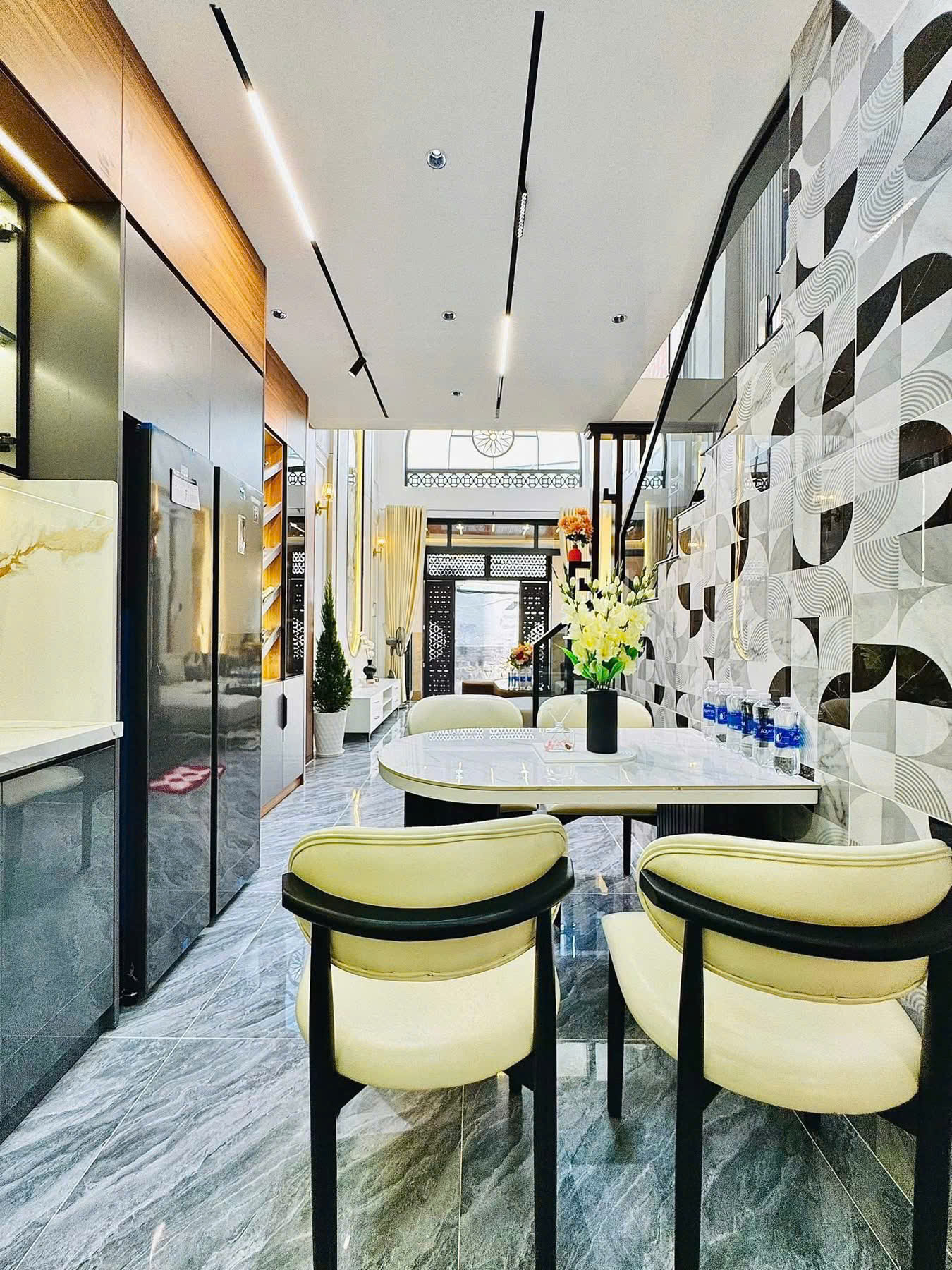 BÁN NHÀ HẺM XE TẢI THÔNG CMT8, PHƯỜNG 4, TÂN BÌNH 4 TẦNG 44M2 NHỈNH 6 TỶ - Ảnh 4