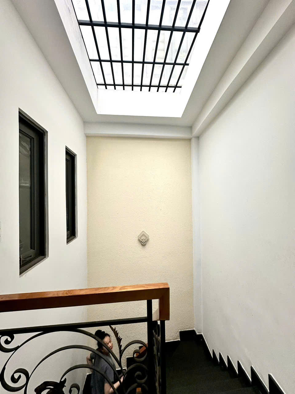 HIẾM - GẦN VINCOM-NGANG 7M - Ô TÔ NGỦ - 5 TẦNG - 6PN - DT 25 TR  - A4 - Ảnh 4