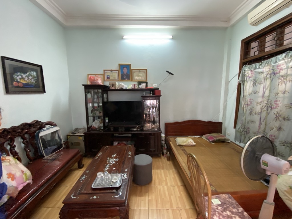 Bán nhà Nguyễn Thái Học, Ba Đình, ngõ nông, ô tô, 57m2, 5 tầng, Mt 4m, chỉ 21.5 tỷ - Ảnh chính