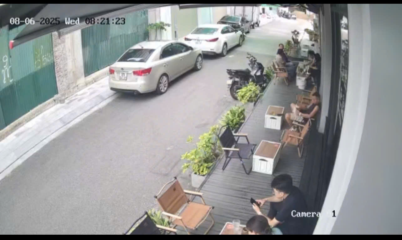 CẦN SANG NHƯỢNG QUÁN CAFE Đ. NGUYỄN ĐỨC CẢNH , THÀNH PHỐ VINH - ĐANG KINH DOANH ỔN ĐỊNH - Ảnh 4