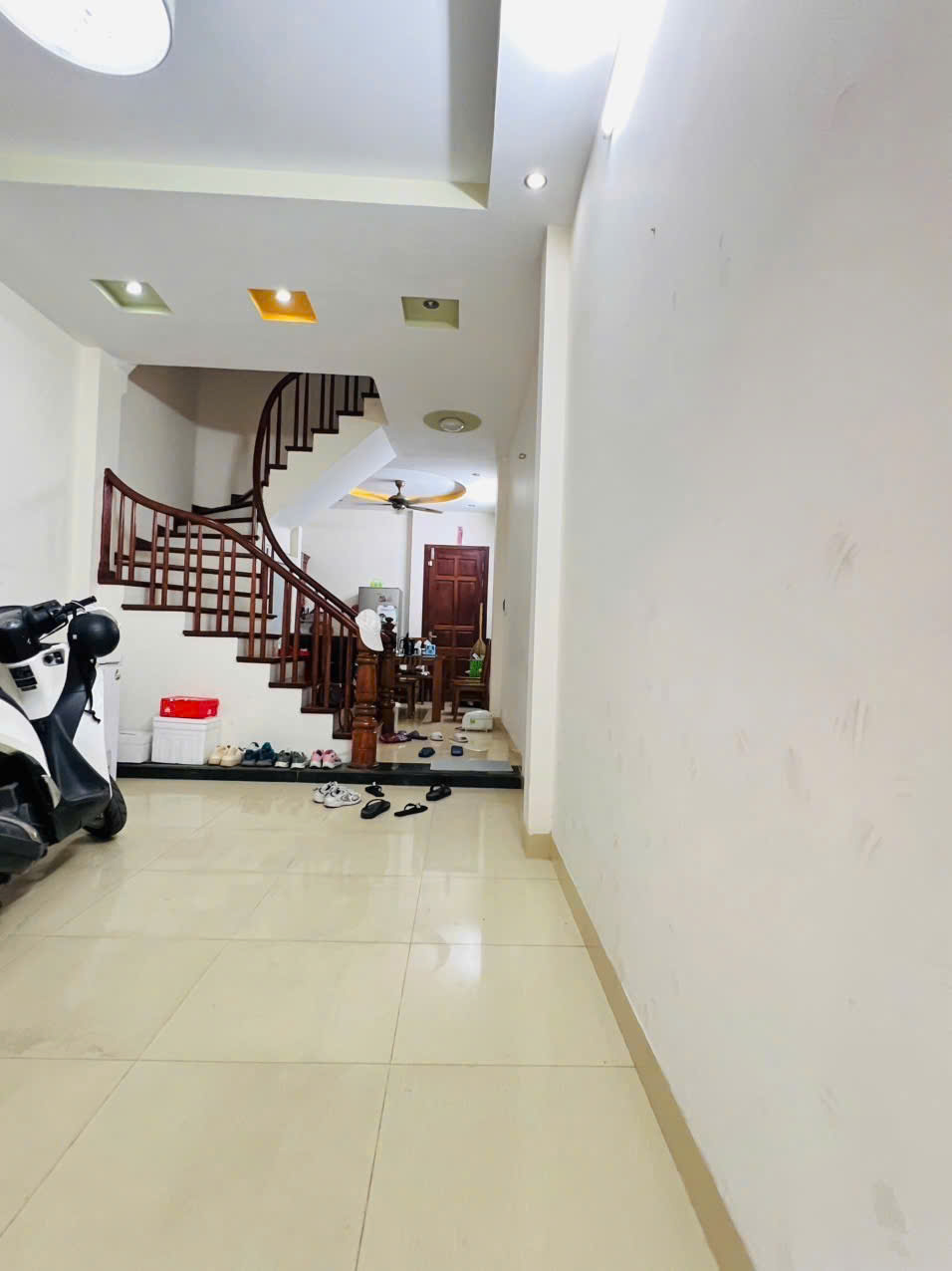 BÁN NHÀ PHÂN LÔ Ô TÔ KINH DOANH 2 THOÁNG TRƯỚC SAU HOÀNG QUỐC VIỆT CẦU GIẤY 14.5 TỶ - Ảnh 2