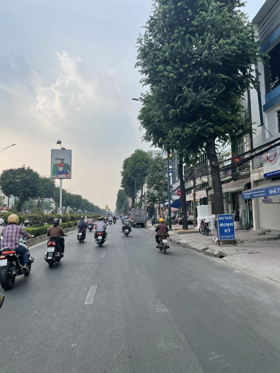 Bán nhà mặt tiền 17x49m giá 145 tỷ Đường Trường Chinh - Ảnh 1