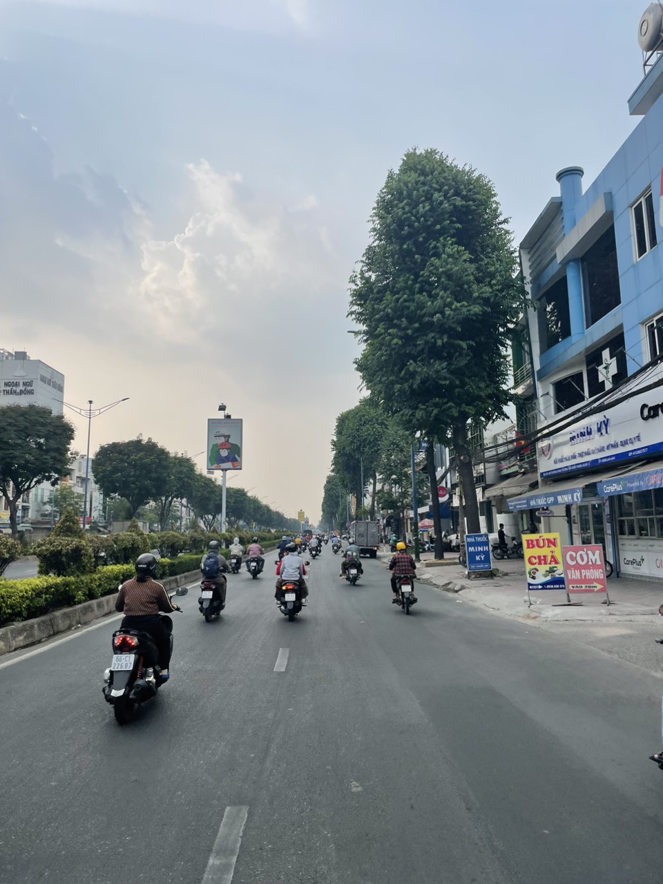 Bán nhà mặt tiền 17x49m giá 145 tỷ Đường Trường Chinh - Ảnh chính