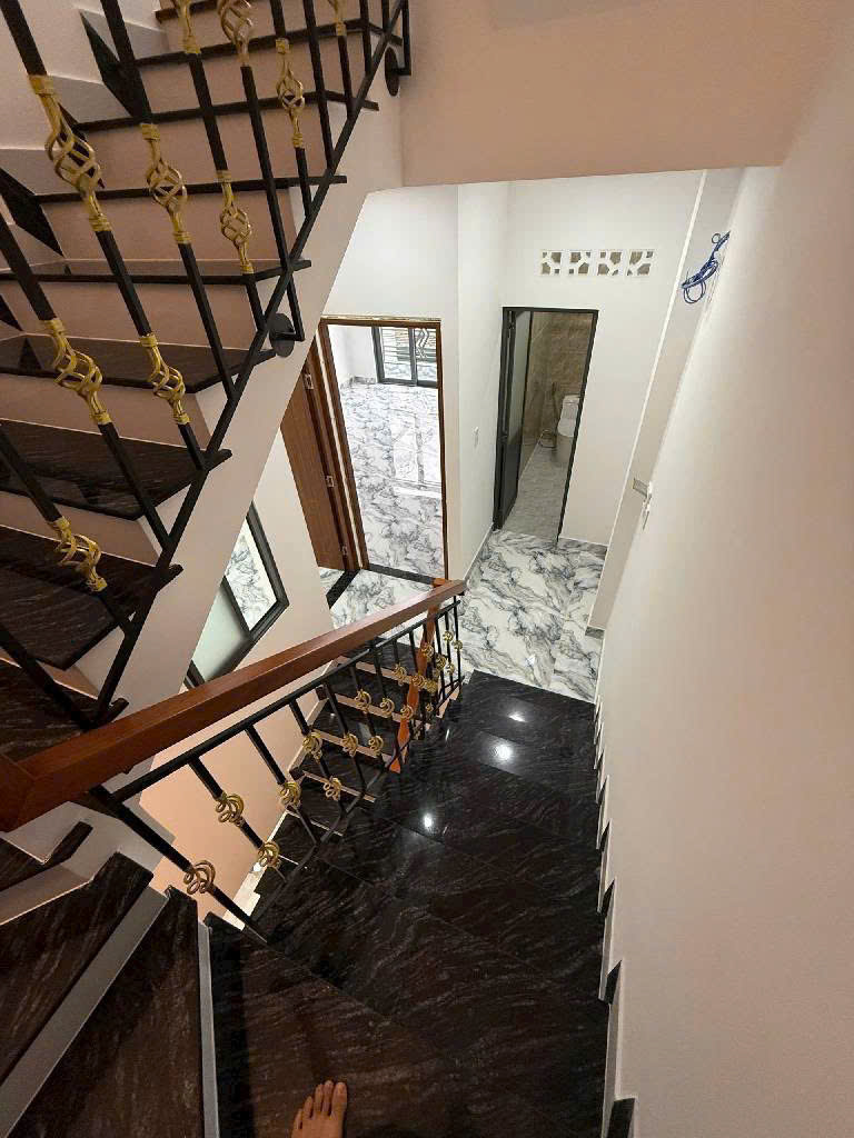 Bán nhà NGÕ 5.5x10m, 3 tầng, 4PN, đường Liên khu 10-11, Bình Tân. SH, 5.5 tỷ. - Ảnh 3