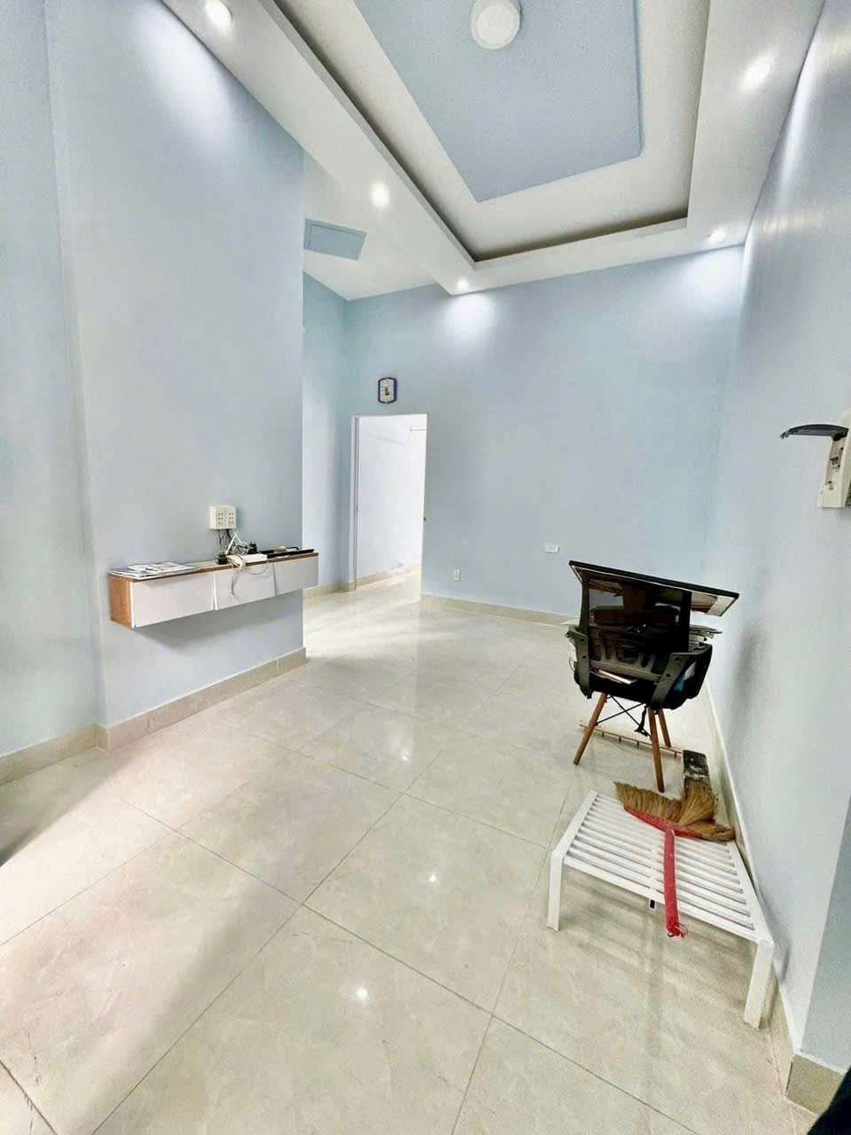 Bán nhà đẹp, SR, TC, P.Thống Nhất, gần Văn Hoa Villa, chỉ 1 tỷ 550 - Ảnh 2