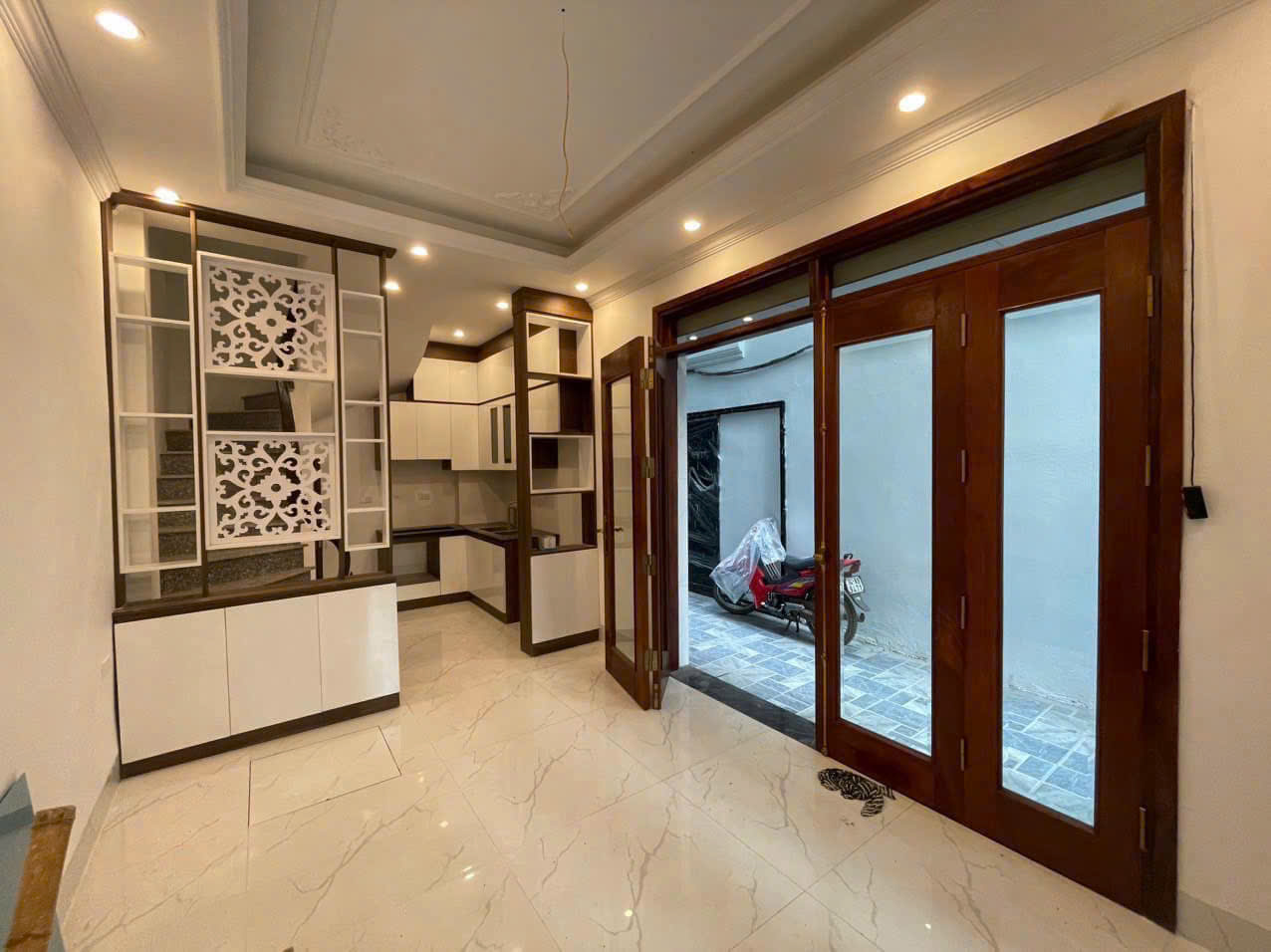 Bán gấp giá rẻ Tân Mai 39m/43m(T2), 4 tầng, mặt tiền 4m, 8.6 tỷ Hoàng Mai. - Ảnh chính