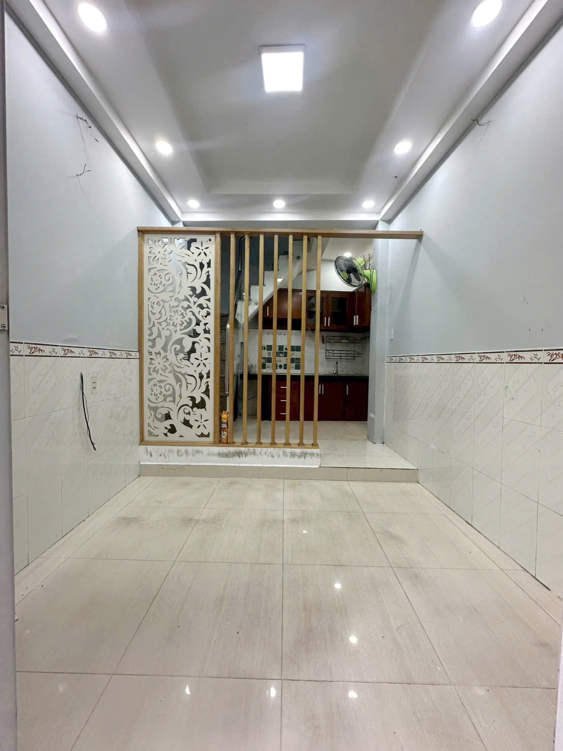 Nhà mới 3 tầng nở hậu L hẻm 875 đường Trần Hưng Đạo P1Q5. Giá: 4.68 tỷ - Ảnh 3