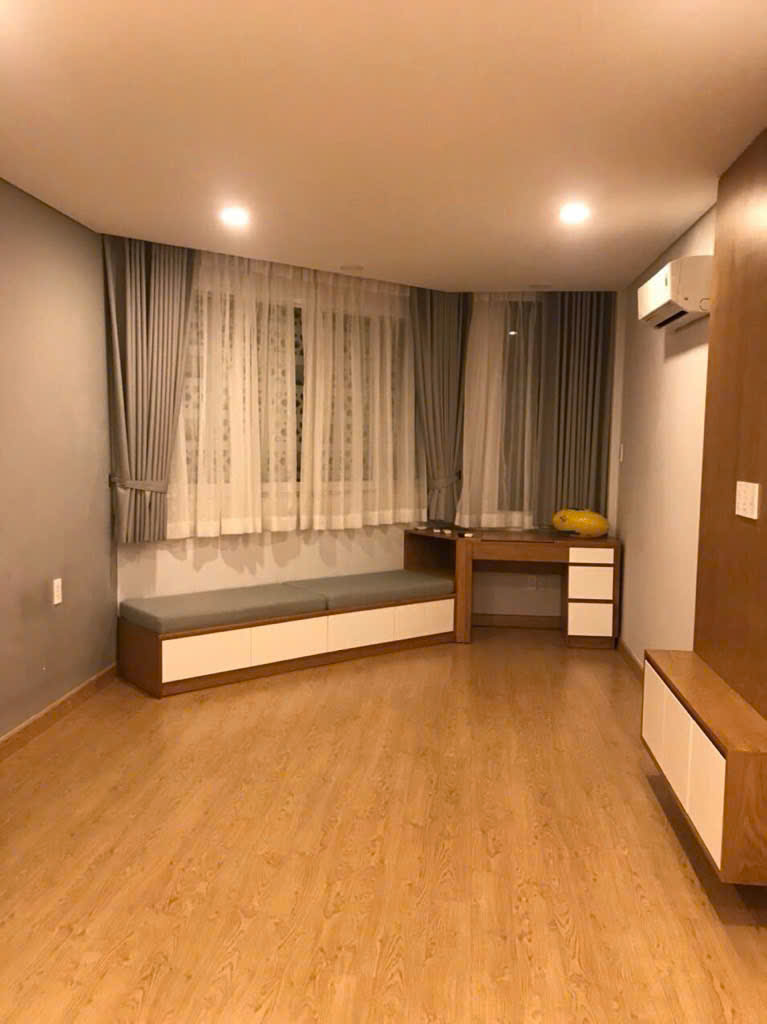 Bán Biệt Thự Liền Kề Q.6, Đường Số 10, 4x12m, 2 Tầng, 4PN, Sổ Hồng, Giá 8.3 Tỷ - - Ảnh 4