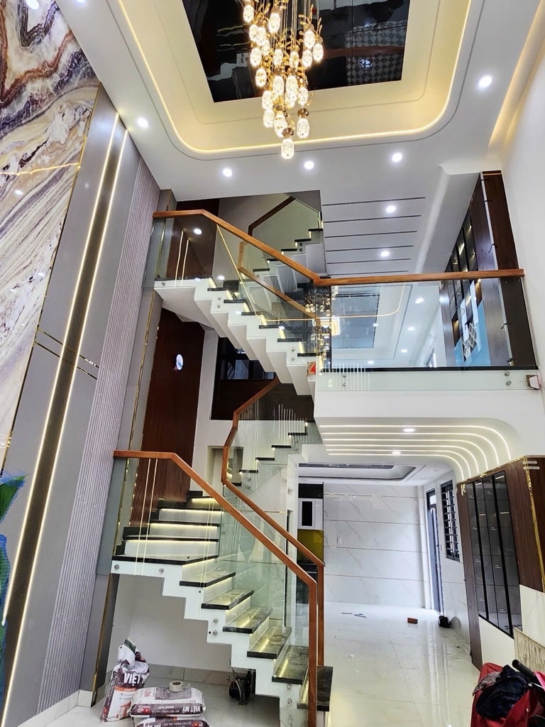CĂN GÓC KHÔNG LỘ GIỚI - 5 TẦNG Ô-TÔ THÔNG, MỚI 100% HOÀN CÔNG ĐỦ - Ảnh 1