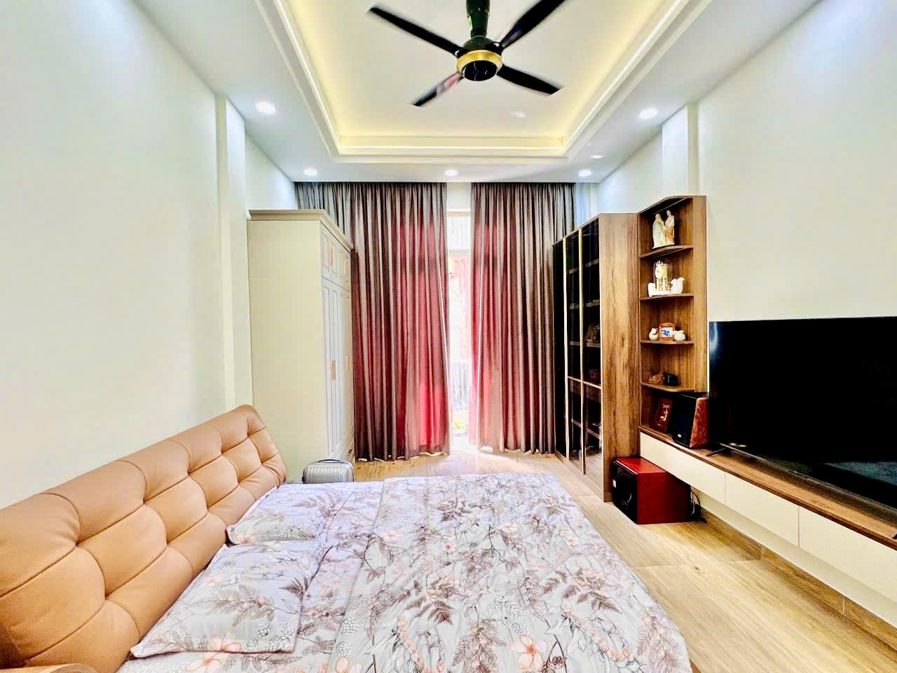 Nhà Quận 1- mặt tiền Phường Tân Định- xe hơi trong nhà 60m2 cao 3 Tầng NT sịn: 18 Tỷ. VŨ 0933910039 - Ảnh 3