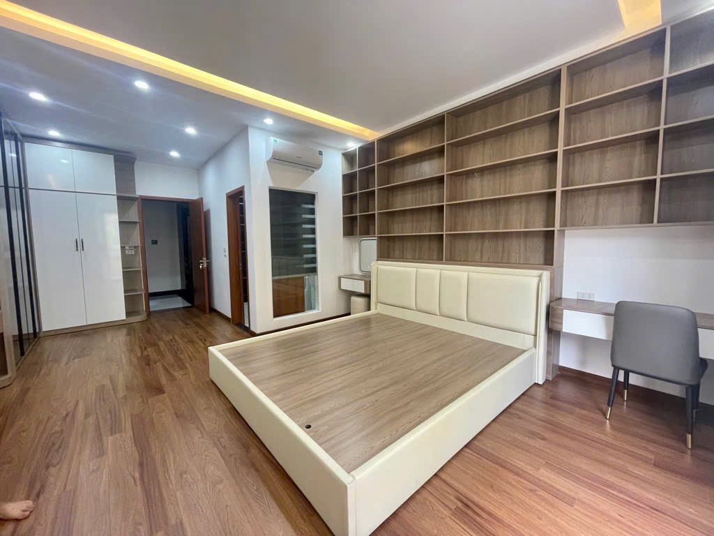 SIÊU PHẨM SÁT PHỐ HỒNG TIẾN - NGÕ THÔNG – THANG MÁY - FULL NỘI THẤT – 6 TẦNG – NHỈNH 13 TỶ - Ảnh 2