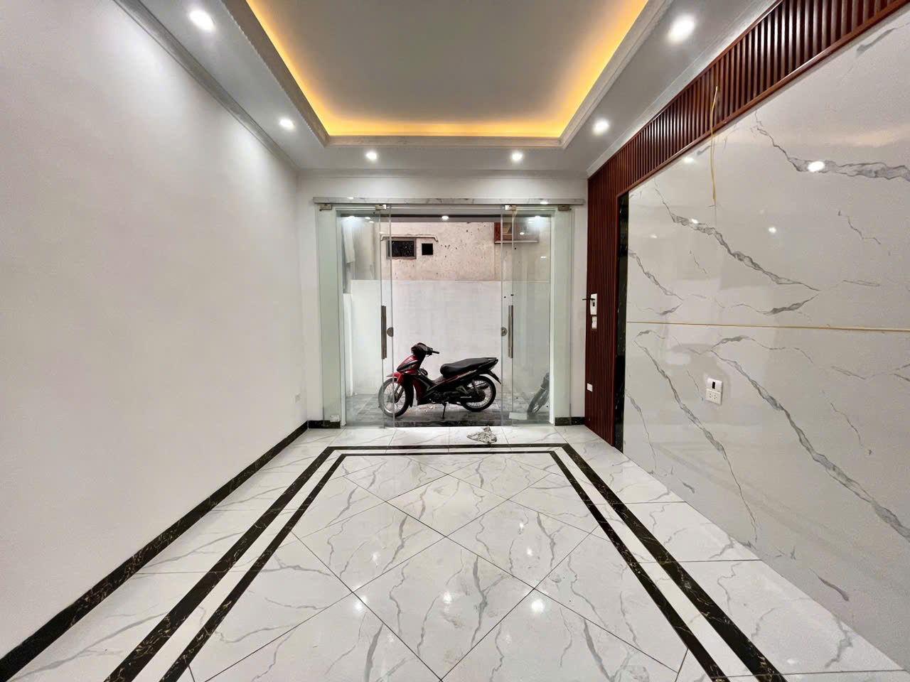 🏡 BÁN NHÀ MỚI LÔ GÓC – THIẾT KẾ HIỆN ĐẠI – Ô TÔ GẦN CỬA – CHỦ UY TÍN XÂY DỰNG 🏡<br>📍 Ngô Gia Tự - Ảnh 1