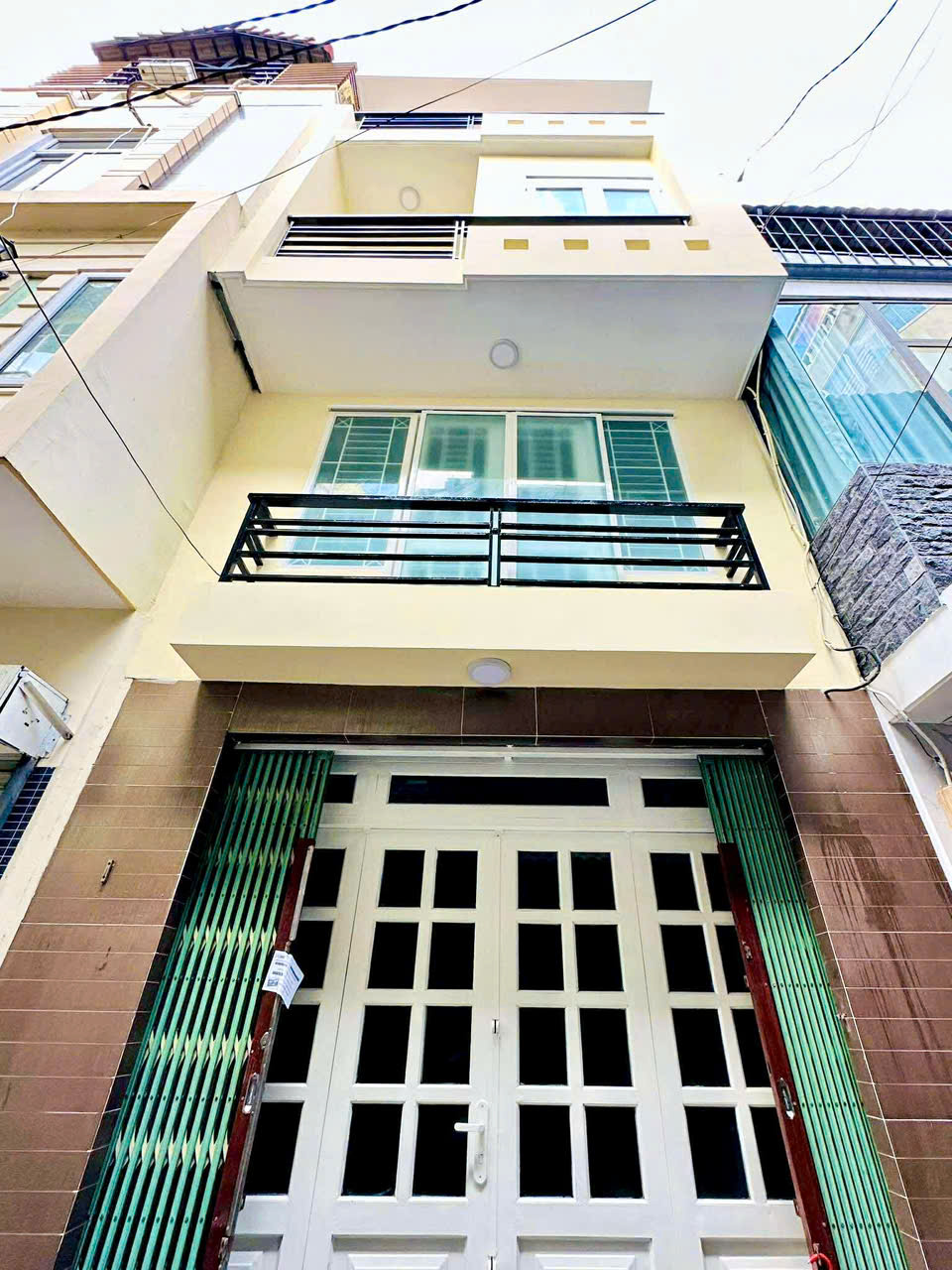 6 Tỷ nhỉnh: Nhà Quận 10 - ngay Bệnh Viện 115 - Xe hơi trong nhà 4 Tầng Ngang hơn 4m. VŨ 0933910039 - Ảnh 1