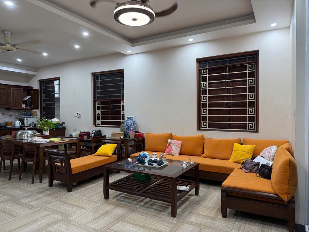 ĐÁNG SỐNG, BIỆT THỰ LÔ GÓC PHỐ LÂM HẠ 140M, 4T, MẶT TIỀN QUYỀN LỰC, Ô TÔ THÔNG TRÁNH. - Ảnh 2