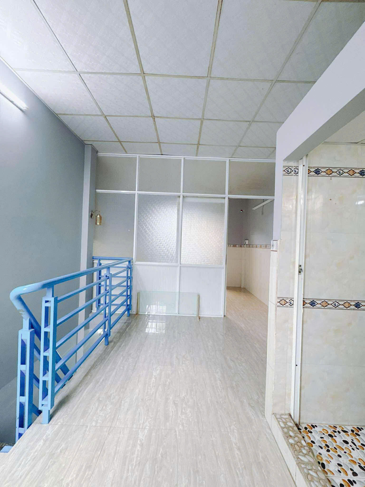 Sát mặt tiền Đường Tôn Đản <br>Ngang 4 Dài 8 m<br>Đúc 2 tấm có 2 tỷ - Ảnh 4