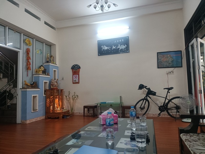 # Nhà kiệt 5m sát MT Hùng Vương phía Bạch Đằng, 84m2, ngang 6m, 2 tầng, 6.x tỷ - Ảnh chính