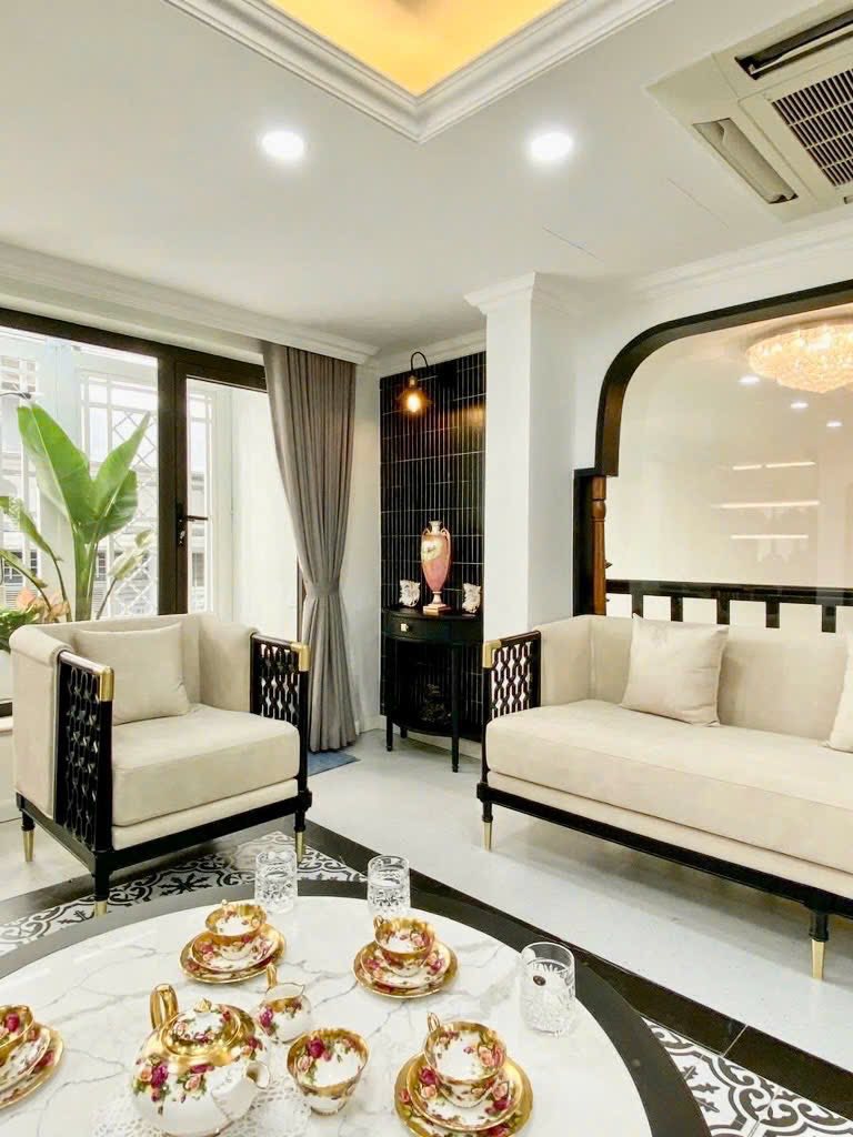 Phố Kim Mã – 70m – 6 tầng TM – ô tô dừng đỗ – chủ mót bán chỉ 25.x tỷ - Ảnh 1