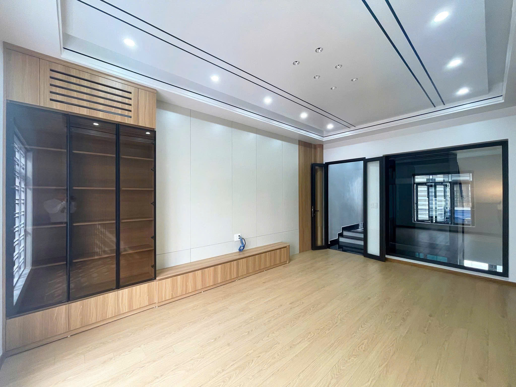 Bán Nhà Mới 5 Tầng Có Thang Máy – Tuyến 2 Lê Hồng Phong – Đường 15m – Gara Ô Tô – Full Công Năng - Ảnh 3