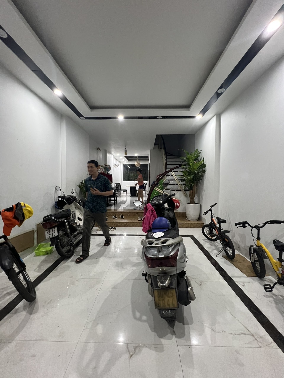 Bán Nhà Phố Nguyễn Quý Đức – 5 Tầng Tự Xây – 2 Mặt Thoáng – Gia Chủ Tự Xây - Ảnh 3