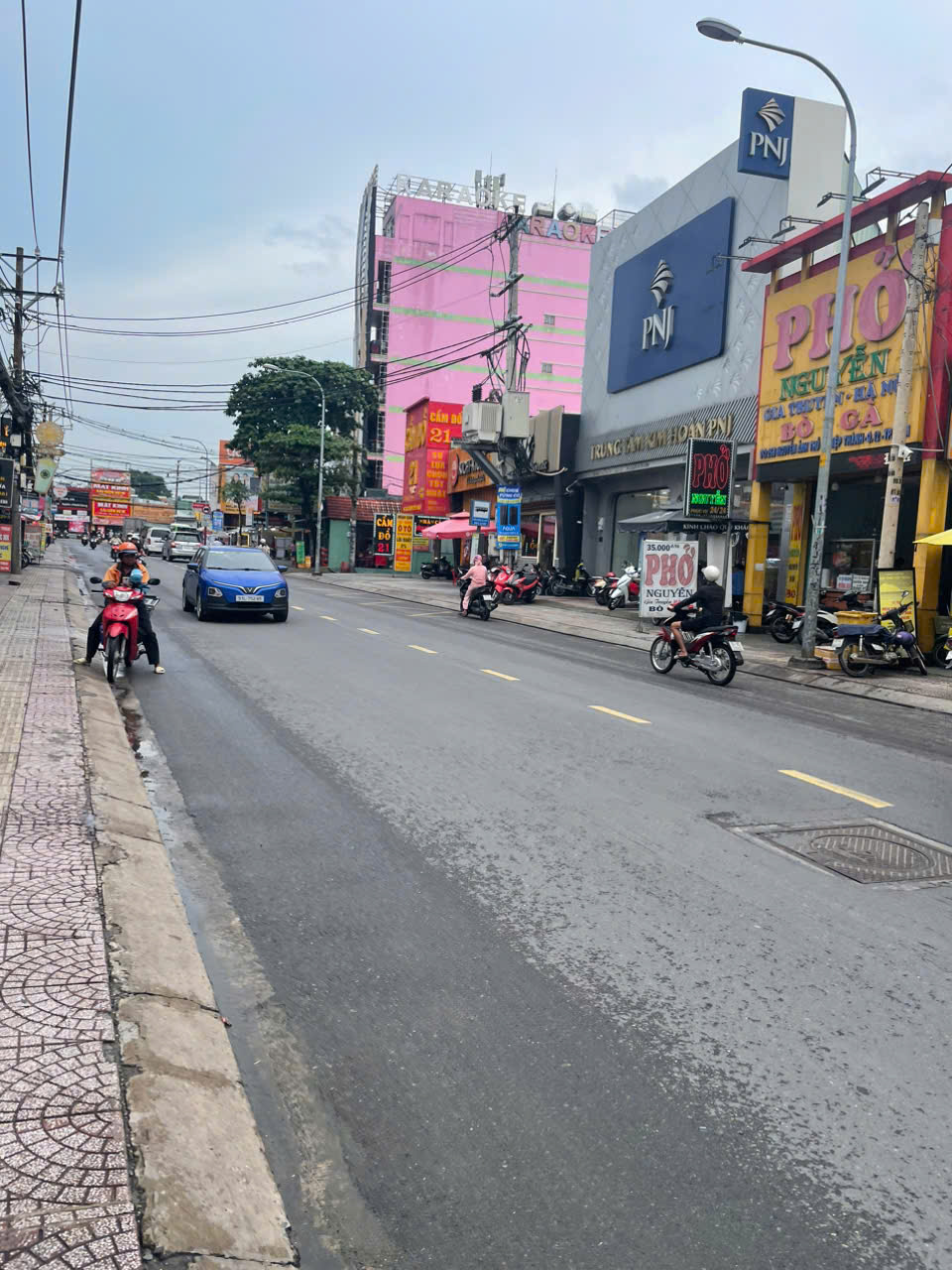 Bán nhà mặt tiền 9x28m giá 27 tỷ Đường Nguyễn Ảnh Thủ - Ảnh 1