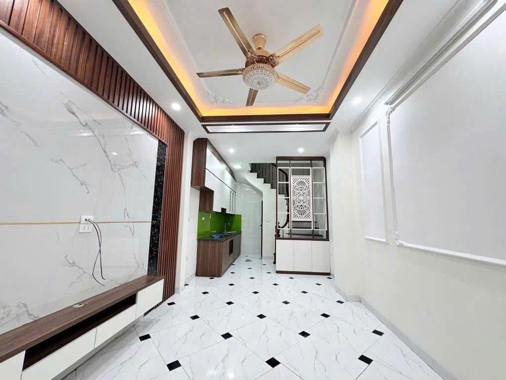 NHÀ ĐẸP NGÕ 38 XUÂN LA – 63M² x 5 TẦNG – Ô TÔ ĐỖ CỬA - 12,5 TỶ - Ảnh chính