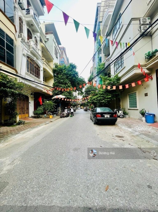 Bán nhà Hoàng Ngân - Cầu Giấy - 100m2 MT 6.6m - Ô tô vỉa hè KDVP có hoàn công - Ảnh chính