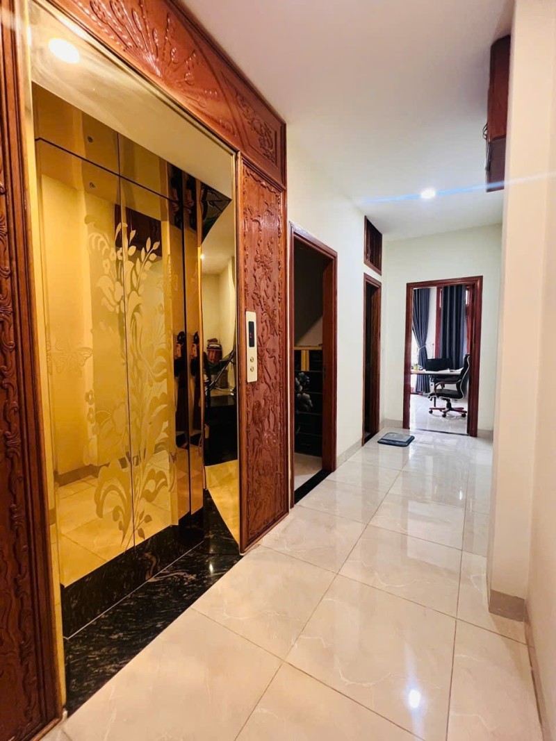 Bán nhà hẻm 24 Linh Đông, Thủ Đức. 5x20m, 3 tầng, 5PN, SH, 11.25  tỷ. LH: 0933125879 - Ảnh 2