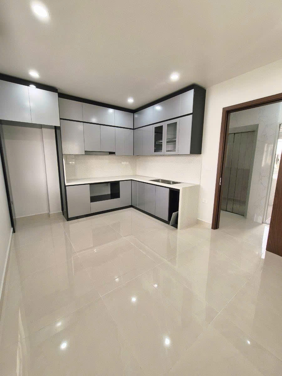 Bán nhà Tôn Đức Thắng mặt ngõ kinh doanh 30m ra phố 45m xây 6 tầng thang máy - Ảnh 1
