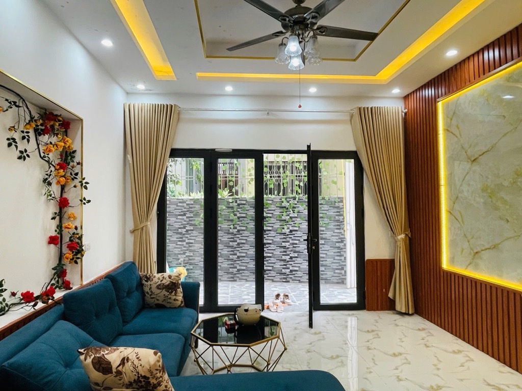 Cần Bán Nhà Nguyễn Đức Cảnh : Vị Trí Đẹp - Ngõ Thông Ba Gác - Dân Xây - Mặt Tiền Rộng - Ảnh chính