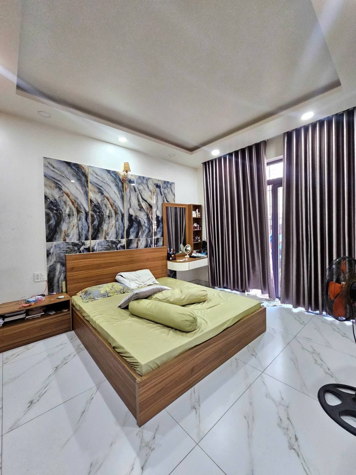 NHÀ ĐẸP LÊ ĐỨC THỌ GV - CĂN GÓC 2 MẶT TIỀN - Ô TÔ SÁT NHÀ - GẦN + ST LOTTE NG.V.LƯỢNG - 70M²(5×14) - 2 TẦNG CHỈ HƠN 5 TỶ - Ảnh 4