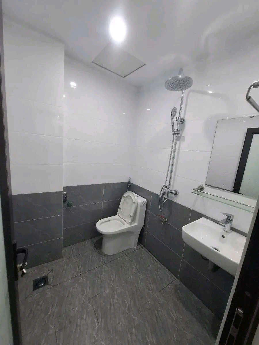 Bán nhà Lai Xá- Hoài Đức 30m ra ô tô 5 tầng sổ tiện nghi đầy đủ - Ảnh 3