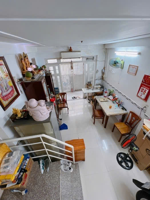 MẶT TIỀN CÁCH 2 CĂN NHÀ<br>NGANG 3.5 DÀI 12 ĐÚC BÊ TÔNG <br>CÓ 5 TỶ Q4 - Ảnh 1