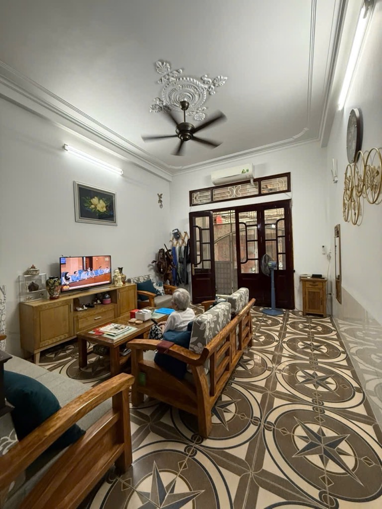 Bán Gấp nhà đẹp phố Kim Ngưu : NGÕ THÔNG - NỞ HẬU  - FULL NỘI THẤT CAO CẤP,dt: 45m, mt: 4m. - Ảnh chính