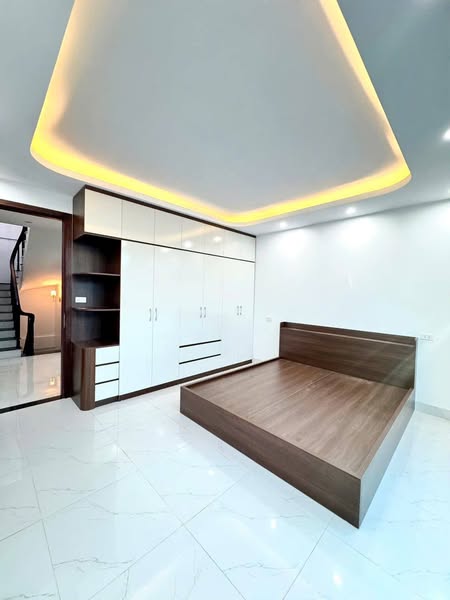 💥Nhà Đẹp Tân Ấp - Phúc Xá- Trung Tâm Ba Đình - 5 Tầng - Nhà xây mới tinh - Ảnh chính