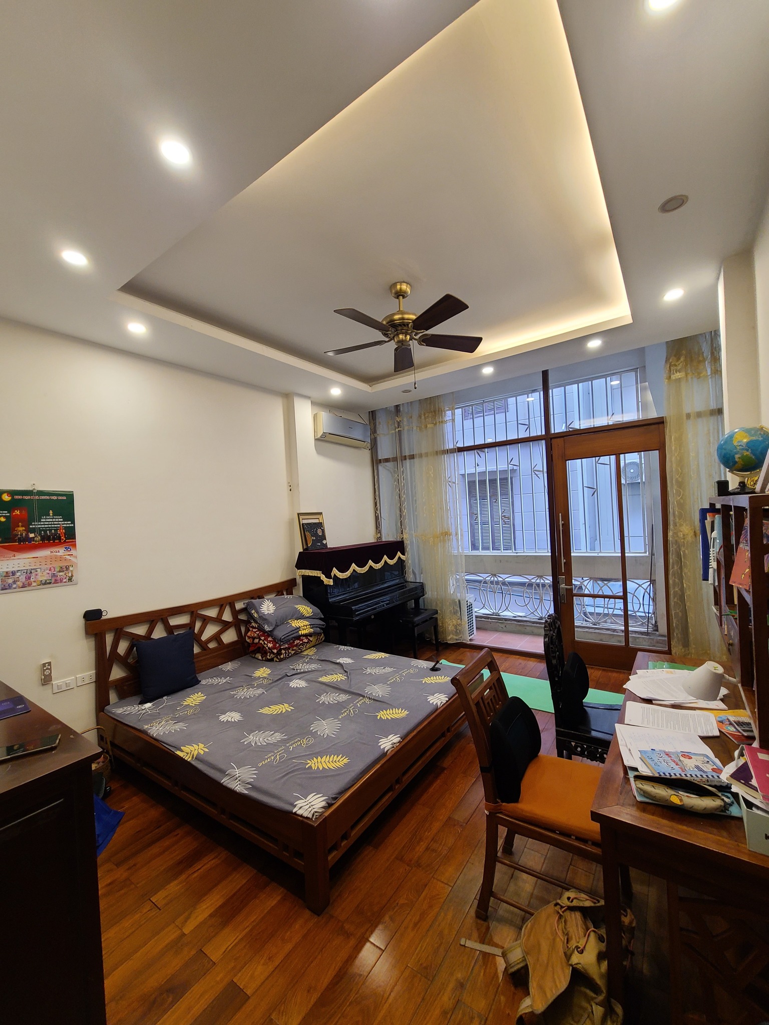 Bán nhà Ngô Thì Nhậm, 66m2, 4 tầng, mặt tiền 4.2m, 16 tỷ, ngõ xe máy quay đầu, gần mặt phố - Ảnh 1