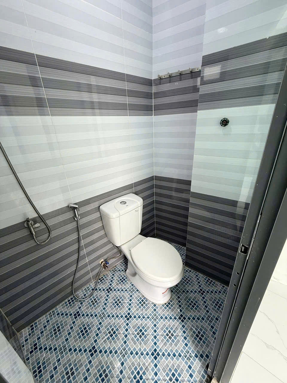 Nhà mới 2 tầng hẻm 775 Ba Đình P10Q8 (ko qui hoạch) . Giá: 3.72 tỷ - Ảnh 4