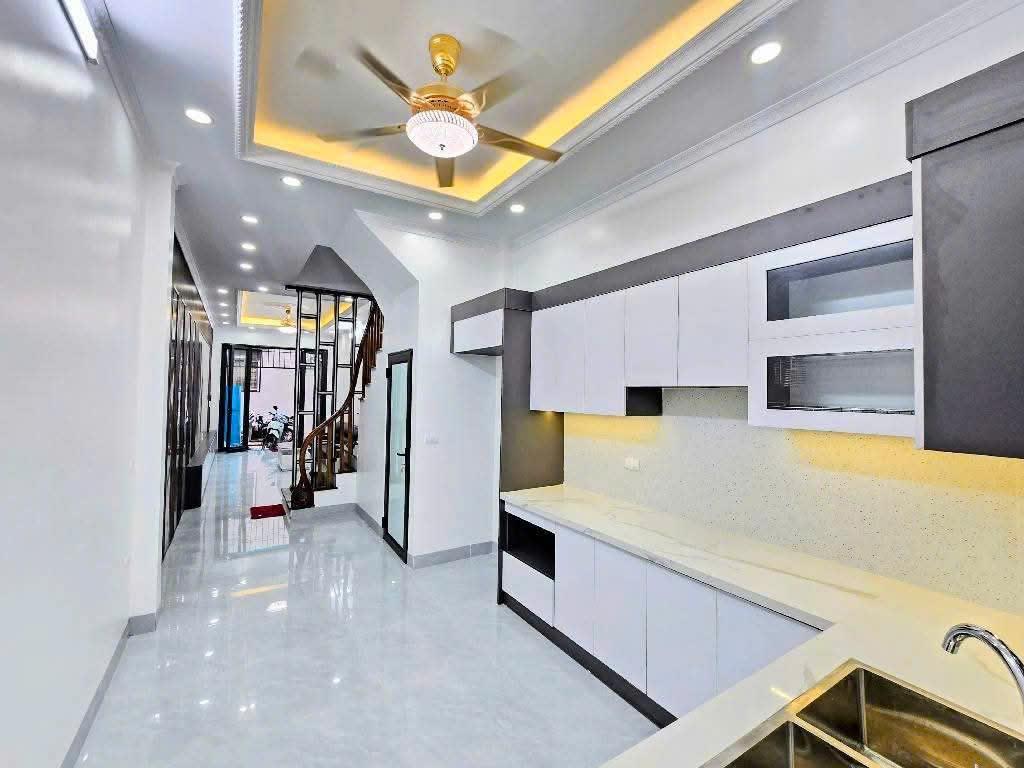 Cơ Hội Sở Hữu Nhà 5 Tầng 45m2, 4 Phòng Ngủ - Trương Định, Hai Bà Trưng - Chỉ 7.5 Tỷ! - Ảnh 1