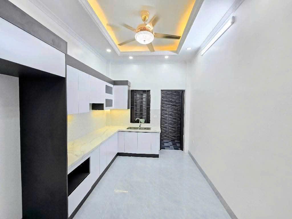 Cơ Hội Sở Hữu Nhà 5 Tầng 45m2, 4 Phòng Ngủ - Trương Định, Hai Bà Trưng - Chỉ 7.5 Tỷ! - Ảnh 2