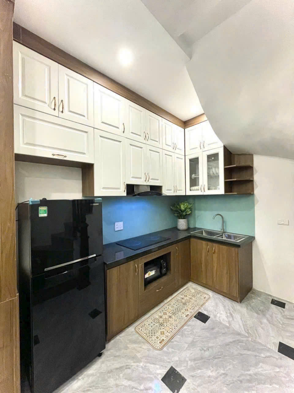 🏠 BÁN NHÀ ĐẸP NGUYỄN VĂN CỪ – LONG BIÊN-GẦN PHỐ – CHỈ 6.5 TỶ<br>📍 Cách mặt phố Nguyễn Văn Cừ chỉ - Ảnh 2