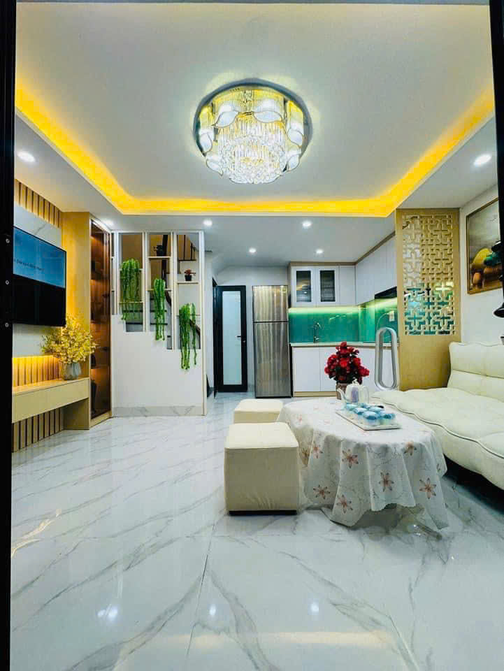 Bán nhà mặt ngõ phố Võ Chí Công 35m2 5tầng MT 4.6m nhỉnh 6 tỷ Cầu Giấy - Ảnh chính