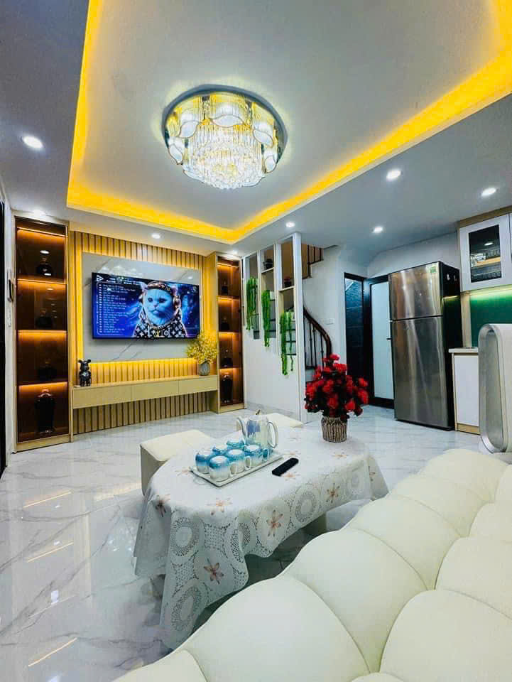 Bán nhà mặt ngõ phố Võ Chí Công 35m2 5tầng MT 4.6m nhỉnh 6 tỷ Cầu Giấy - Ảnh 1