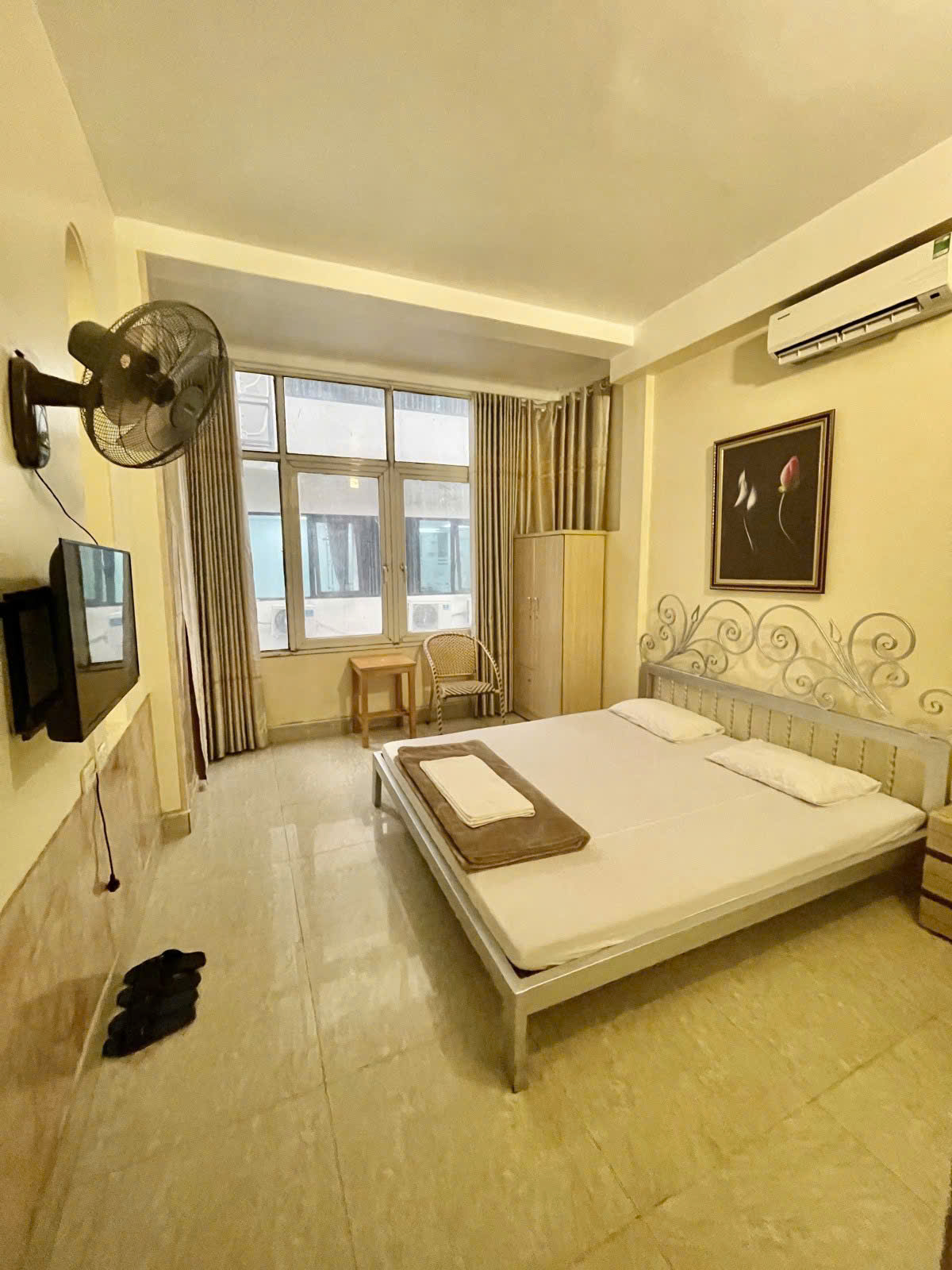 BÁN NHÀ TRẦN HƯNG ĐẠO – 122M – CHỈ 35 TỶ – MỞ VĂN PHÒNG, SHOWROOM, SPA CỰC ĐẸP 📞 Liên hệ: - Ảnh chính