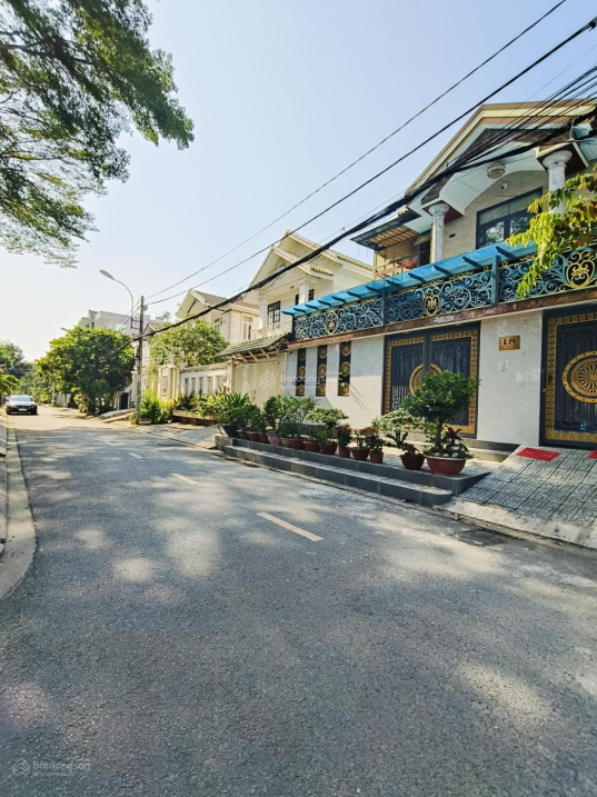 BÁN NHÀ CẤP 4 - 180M2 - NHÀ CŨ TIỆN XÂY MỚI - KDC HIỆN HỮU - GIÁP QUẬN 8 CHỈ 6.2 TỶ - Ảnh chính