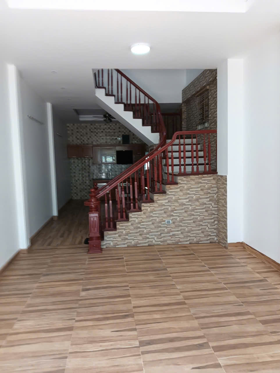 Bán gấp MẶT NGÕ 48m giá 8.9  tỷ Ô TÔ KINH DOANH PHỐ Trung Liệt Đống Đa. - Ảnh 2