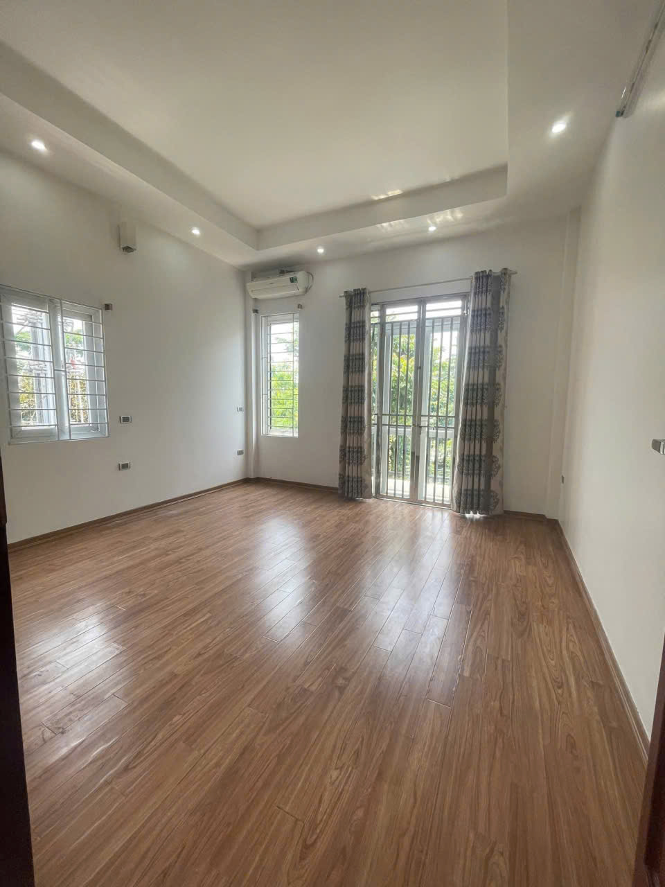 Bán gấp MẶT NGÕ 48m giá 8.9  tỷ Ô TÔ KINH DOANH PHỐ Trung Liệt Đống Đa. - Ảnh 4
