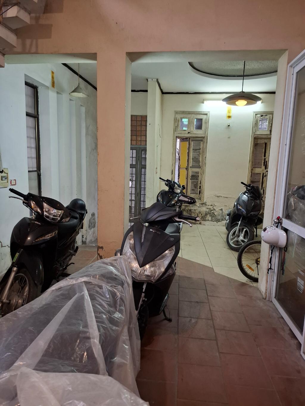 Lê Duẩn lô góc 3 thoáng, mặt tiền rộng, gần mặt phố - Ảnh 4