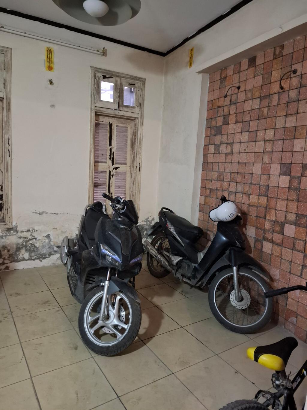 Lê Duẩn lô góc 3 thoáng, mặt tiền rộng, gần mặt phố - Ảnh 1