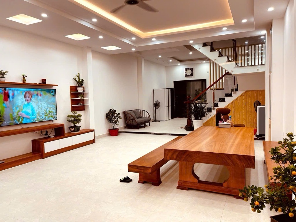 PHẠM THẾ HIỂN 120M² – 10.8 TỶ – P.7 Q.8 – NHÀ 3 TẦNG – ĐƯỜNG XE HƠI – 100M RA MT - Ảnh 1